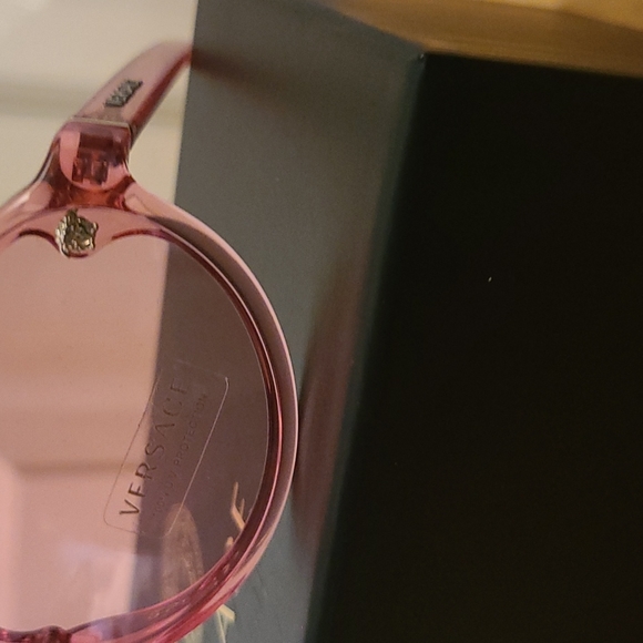 Versace Sunglasses - Picture 3 of 7